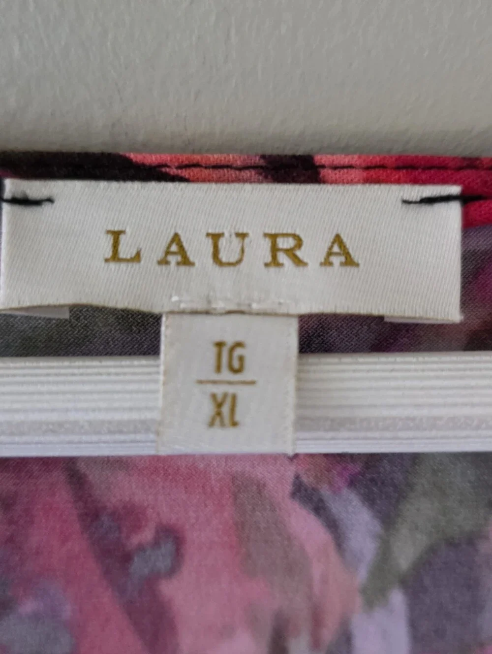Laura XL Modern Contemporary Romantic Abstract Watercolour Floral Silky Knit Top - Picture 3 of 14